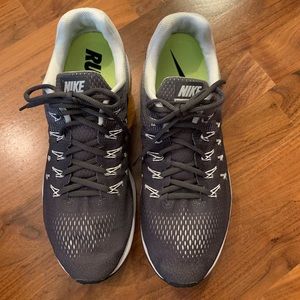 Nike Men’s Air Zoom Pegasus 33